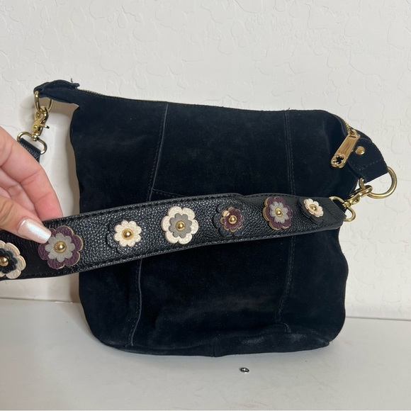 EMMA FOX 100% Leather Suede Bucket Shoulder Bag w/ Floral Appliqué Strap - Picture 4 of 13